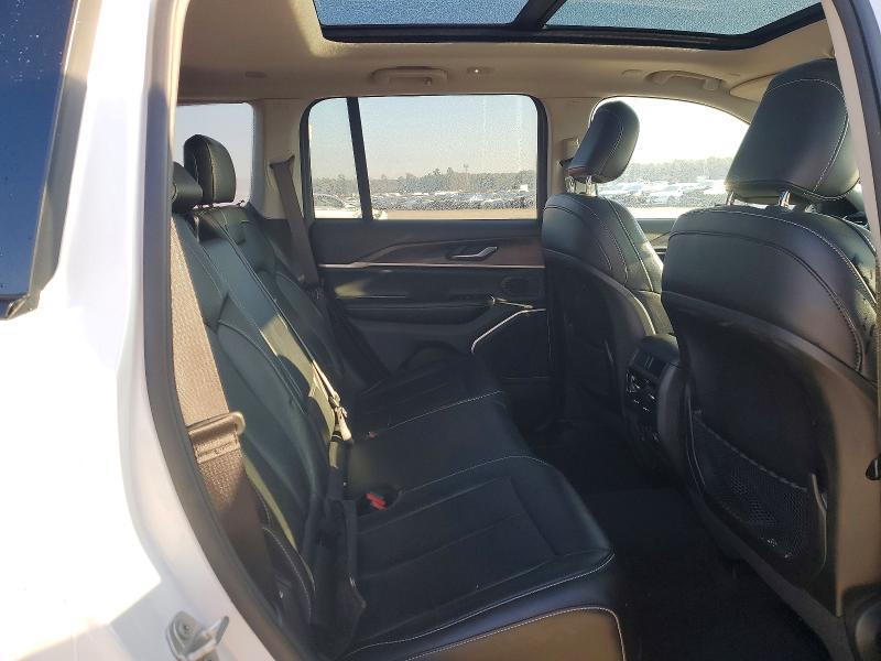 Photo 11 from auction – 2023 JEEP GRAND CHEROKEE with VIN 1C4RJGBG1PC575692