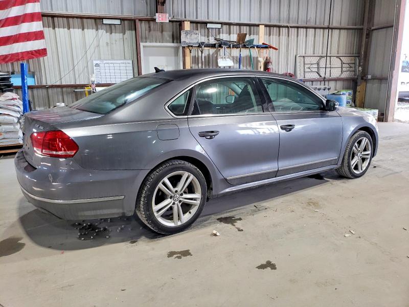 Photo 3 from auction – 2015 VOLKSWAGEN PASSAT SEL with VIN 1VWCV7A32FC034087