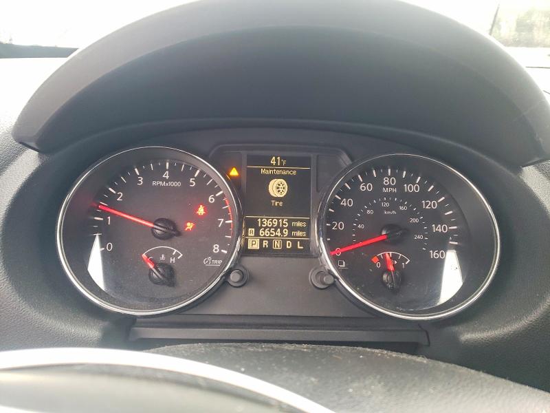 Photo 9 from auction – 2012 NISSAN ROGUE S with VIN JN8AS5MV5CW421056