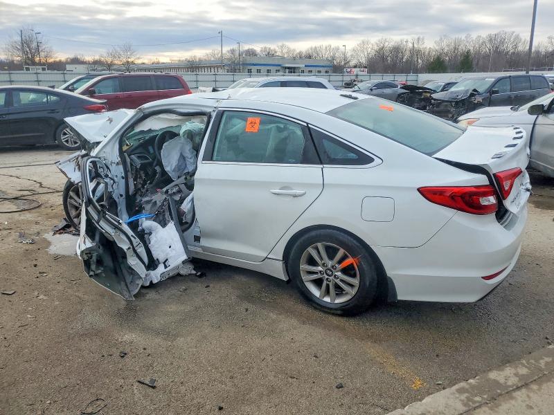 Photo 2 from auction – 2015 HYUNDAI SONATA with VIN 5NPE24AF2FH160127