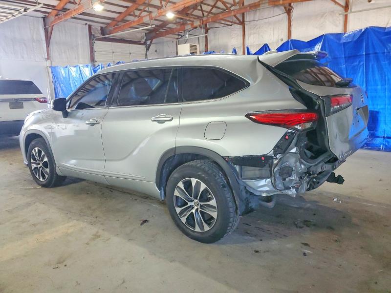 Photo 2 from auction – 2020 TOYOTA HIGHLANDER with VIN 5TDHZRBH5LS501886