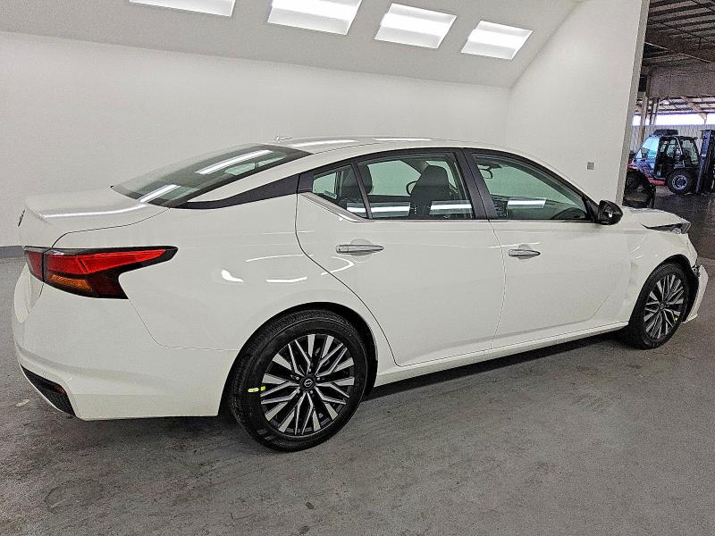 Photo 3 from auction – 2025 NISSAN ALTIMA SV with VIN 1N4BL4DV9SN433115