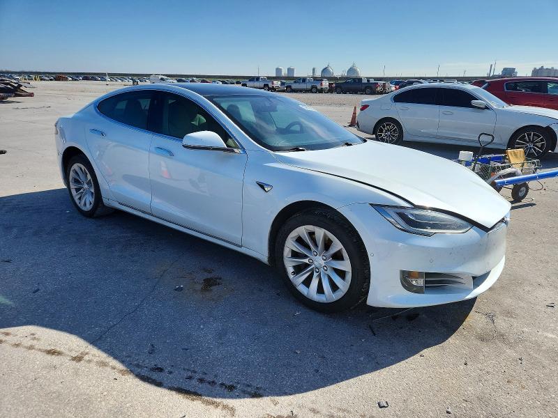 Photo 4 from auction – 2018 TESLA MODEL S with VIN 5YJSA1E20JF264277