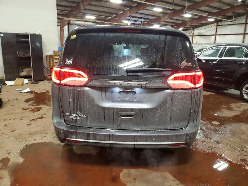 Photo 6 from auction – 2017 CHRYSLER PACIFICA with VIN 2C4RC1BG0HR831224