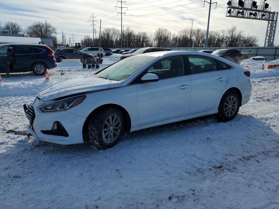 Photo 1 from auction – 2019 HYUNDAI SONATA SE with VIN 5NPE24AFXKH752031