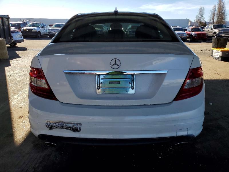 Photo 6 from auction – 2011 MERCEDES-BENZ C 300 with VIN WDDGF5EB8BR177467