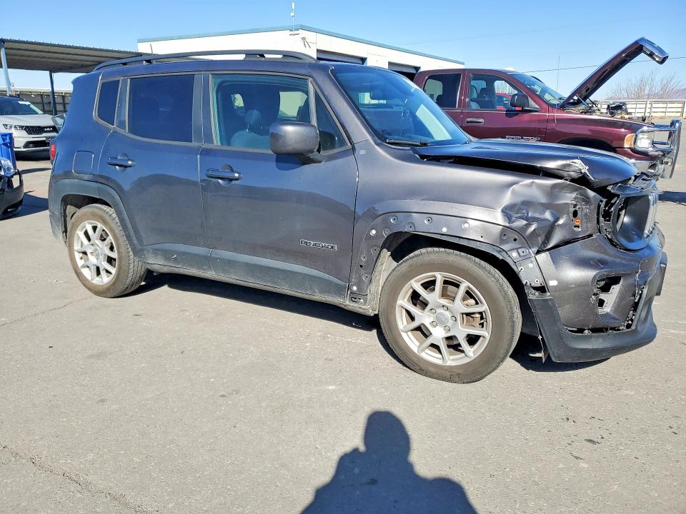 Photo 4 from auction – 2019 JEEP RENEGADE with VIN ZACNJABB8KPJ90809