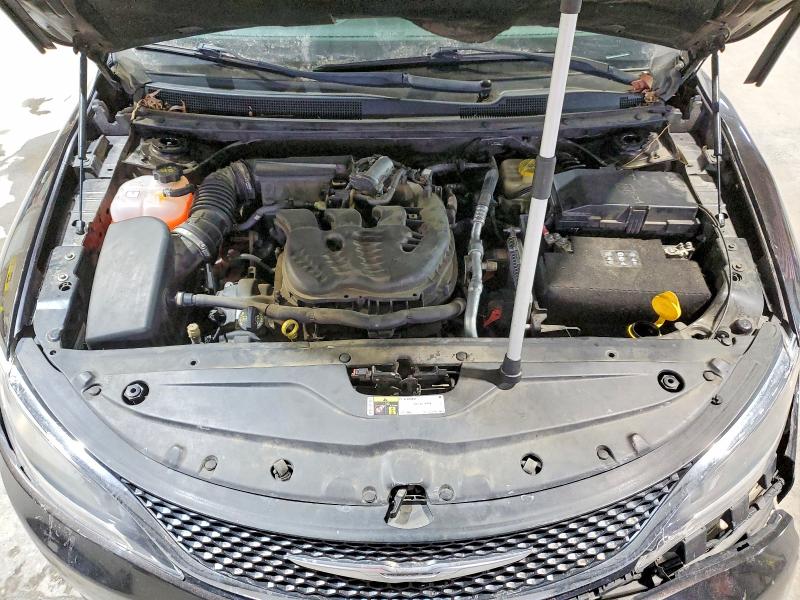 Photo 11 from auction – 2015 CHRYSLER 200 with VIN 1C3CCCCG6FN524381