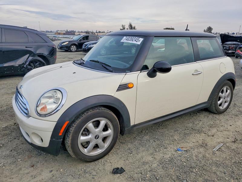 MINI COOPER 2010 with VIN WMWMF3C5XATZ26296 - Photo from auction