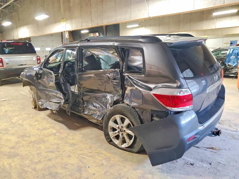 Photo 2 from auction – 2012 TOYOTA HIGHLANDER with VIN 5TDBK3EH1CS121821