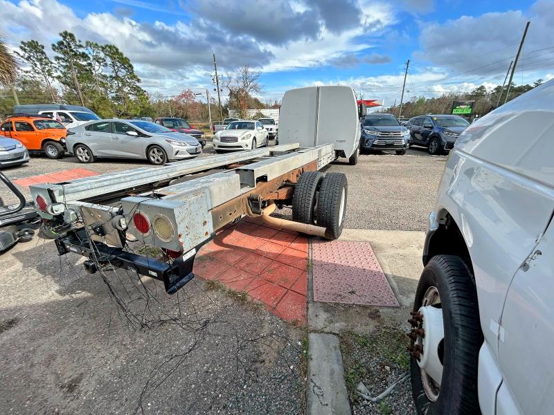 Photo 4 from auction – 2011 FORD ECONOLINE with VIN 1FDXE4FS7BDA96555