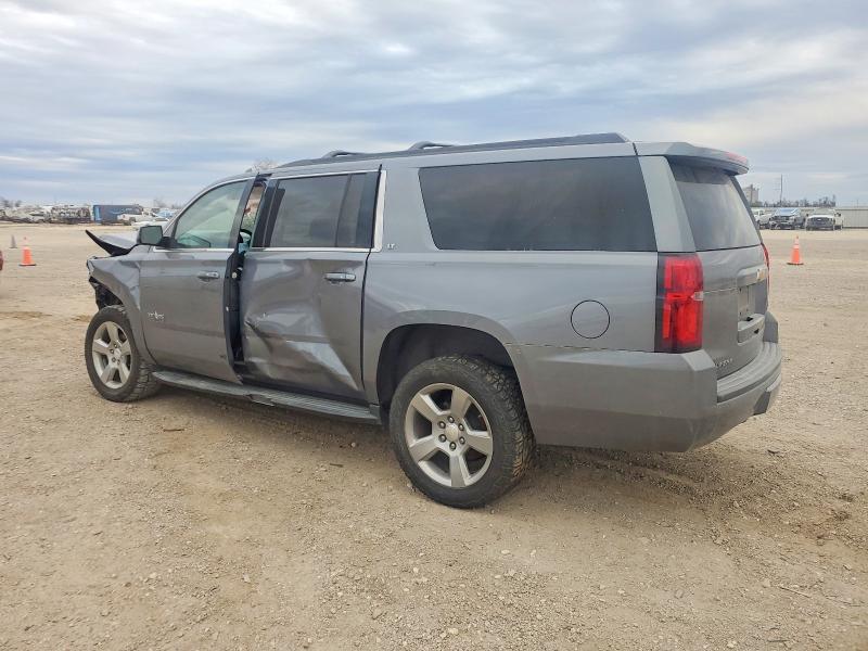 Photo 2 from auction – 2018 CHEVROLET SUBURBAN with VIN 1GNSCHKC4JR391891