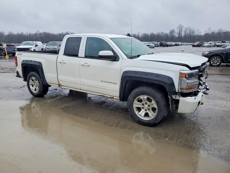 Photo 4 from auction – 2016 CHEVROLET SILVERADO with VIN 1GCVKREC6GZ242613