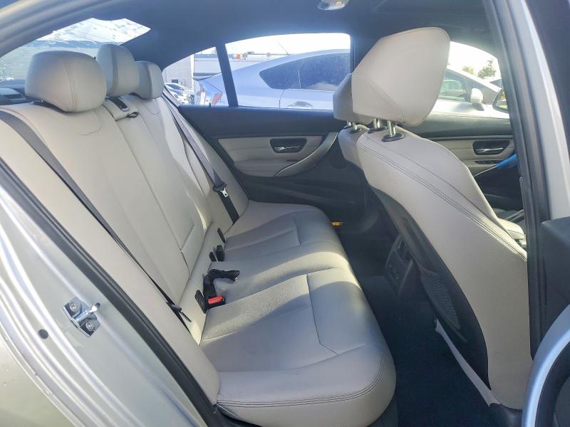 Photo 10 from auction – 2012 BMW 328 I with VIN WBA3A5C54CFJ89717