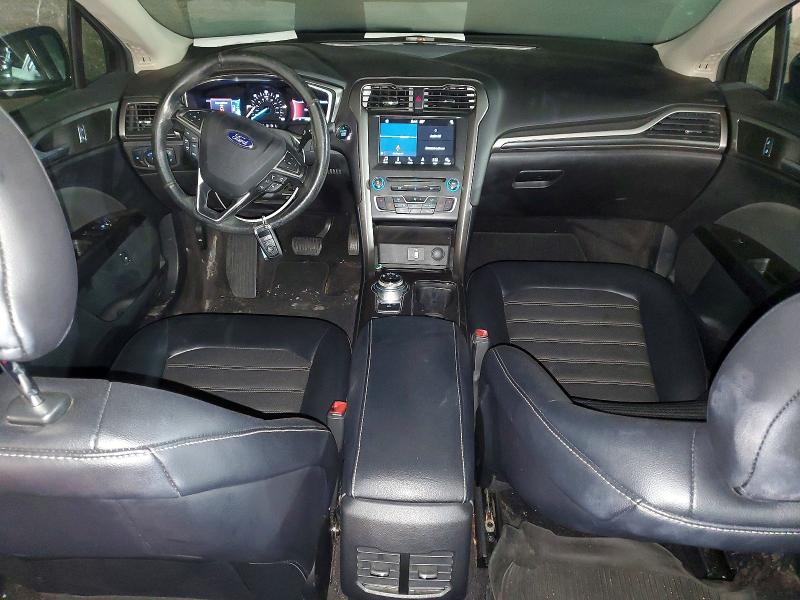 Photo 8 from auction – 2017 FORD FUSION SE with VIN 3FA6P0LU4HR301134