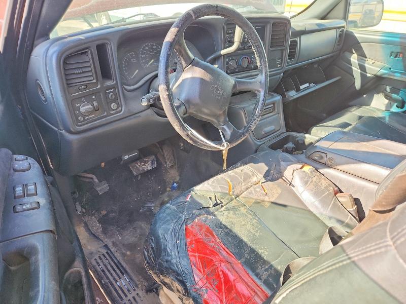 Photo 8 from auction – 1999 CHEVROLET SILVERADO with VIN 1GCEC19T2XZ139729