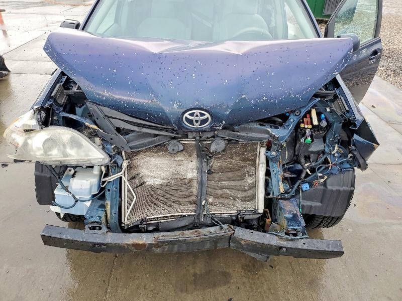 Photo 12 from auction – 2012 TOYOTA SIENNA LE with VIN 5TDKK3DC0CS239087
