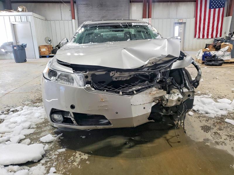 Photo 5 from auction – 2010 ACURA TL with VIN 19UUA8F55AA009189