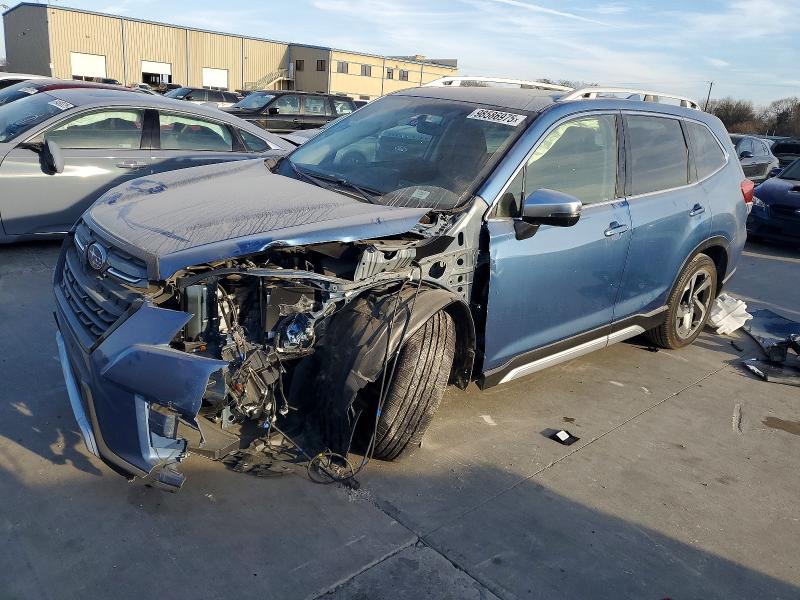 SUBARU FORESTER T 2023 with VIN JF2SKARC3PH417132 - Photo from auction