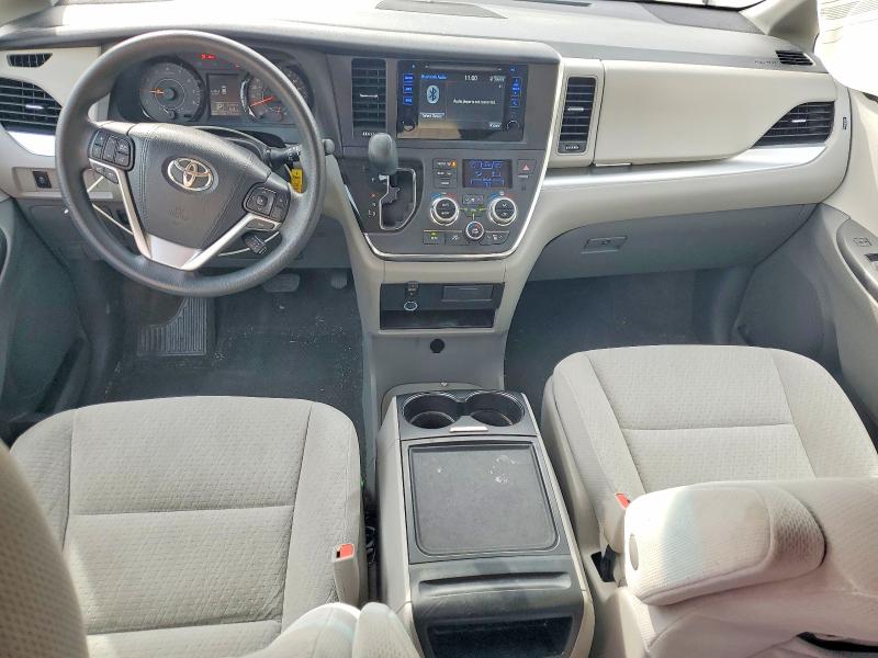 Photo 8 from auction – 2015 TOYOTA SIENNA LE with VIN 5TDKK3DC9FS553955