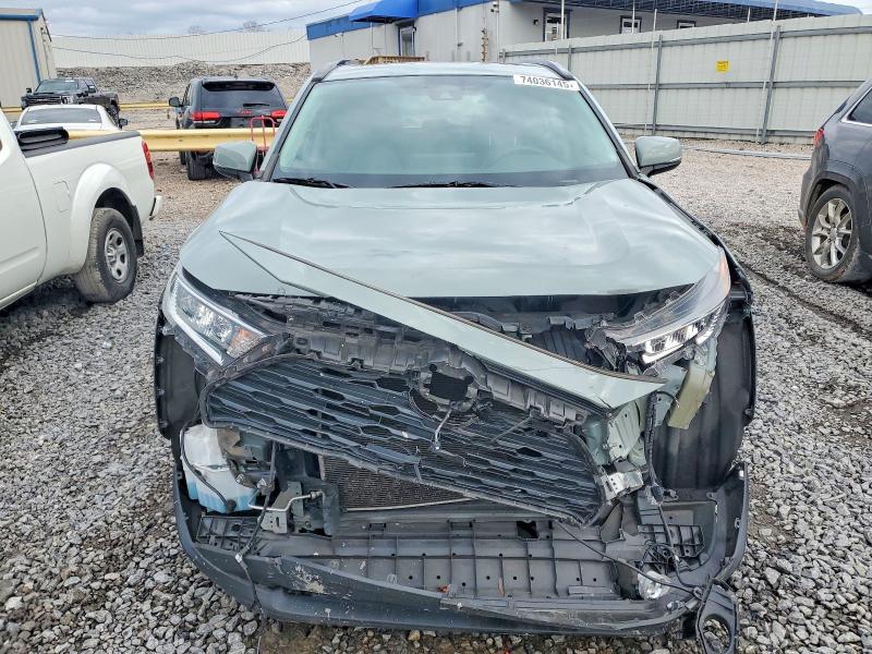 Photo 5 from auction – 2021 TOYOTA RAV4 with VIN 2T3W1RFV1MW131793