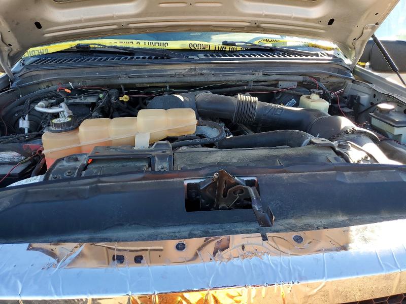 Photo 11 from auction – 2005 FORD EXCURSION with VIN 1FMNU41S95ED25673