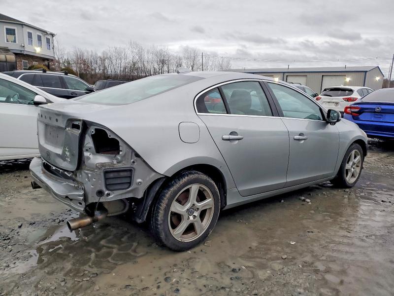 Photo 3 from auction – 2013 VOLVO S60 T5 with VIN YV1612FH3D1228522