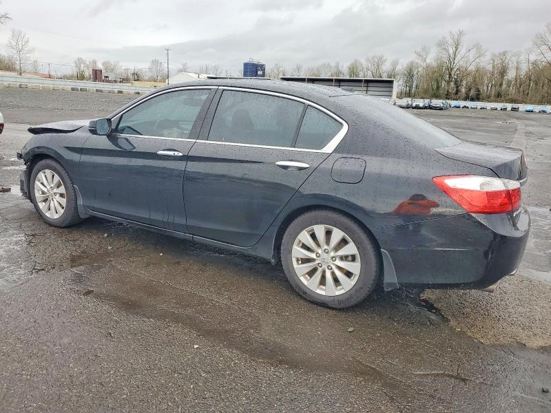 Photo 2 from auction – 2013 HONDA ACCORD with VIN 1HGCR3F83DA012730