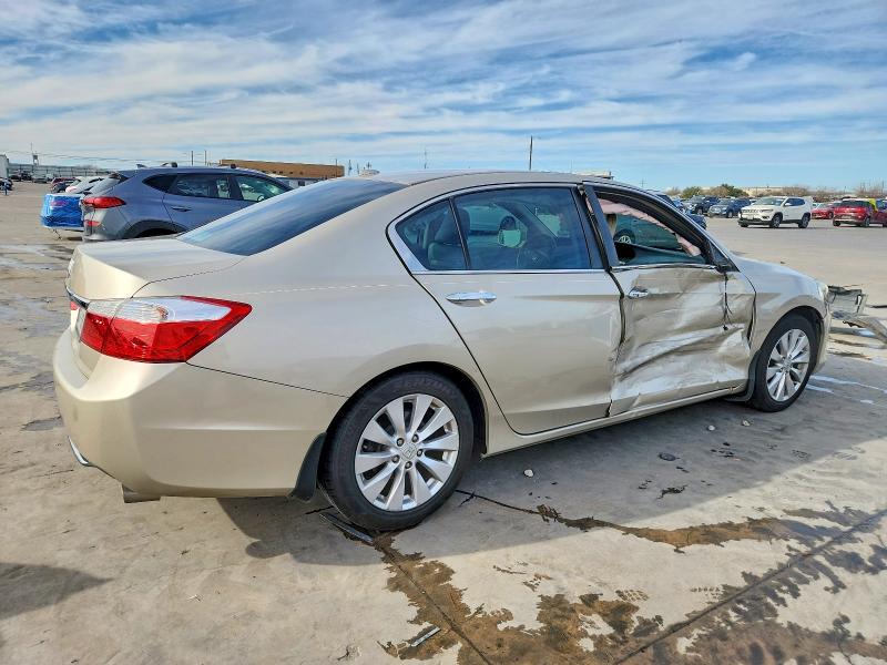 Photo 3 from auction – 2014 HONDA ACCORD with VIN 1HGCR2F87EA254450