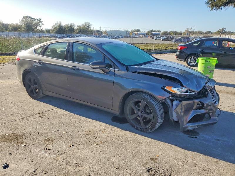 Photo 4 from auction – 2016 FORD FUSION SE with VIN 3FA6P0H79GR190078