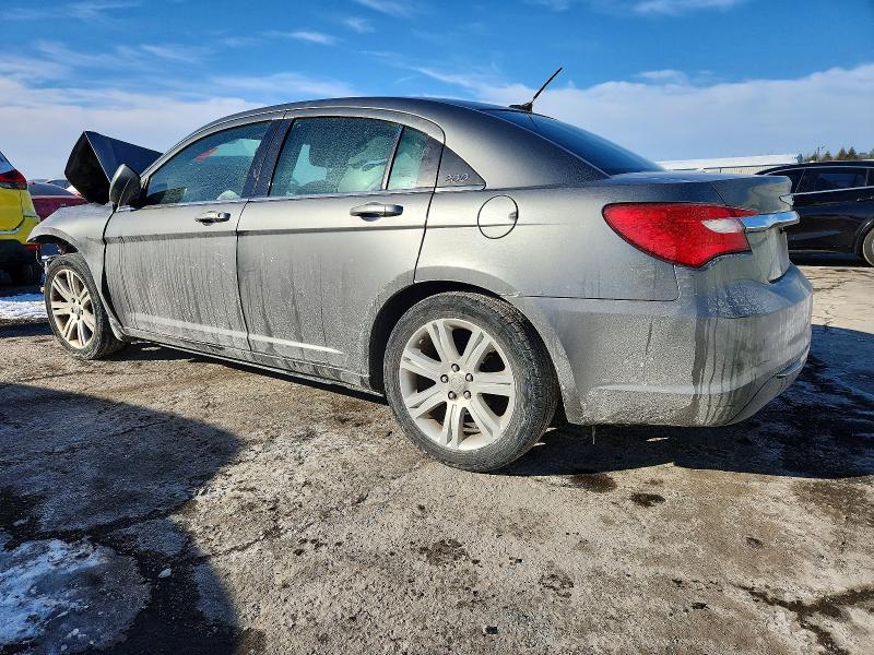 Photo 2 from auction – 2013 CHRYSLER 200 with VIN 1C3CCBAB2DN761867