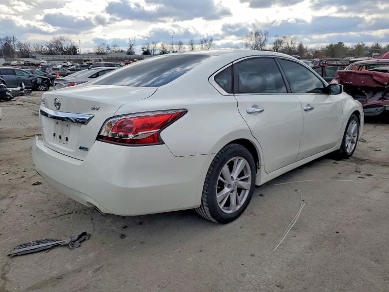 Photo 3 from auction – 2014 NISSAN ALTIMA with VIN 1N4AL3AP9EC158695