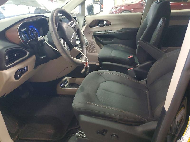 Photo 7 from auction – 2017 CHRYSLER PACIFICA with VIN 2C4RC1DG0HR502276
