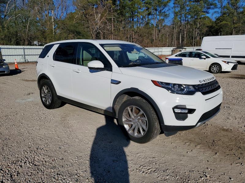Photo 4 from auction – 2017 LAND ROVER DISCOVERY with VIN SALCR2BG2HH650334