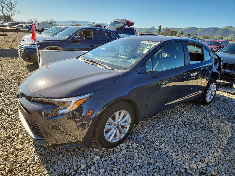TOYOTA COROLLA LE 2026 with VIN JTDBCMFE4T3124124 - Photo from auction