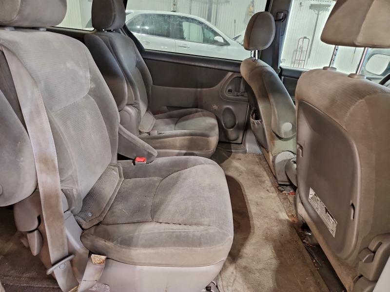 Photo 11 from auction – 2005 TOYOTA SIENNA CE with VIN 5TDZA23C75S371487