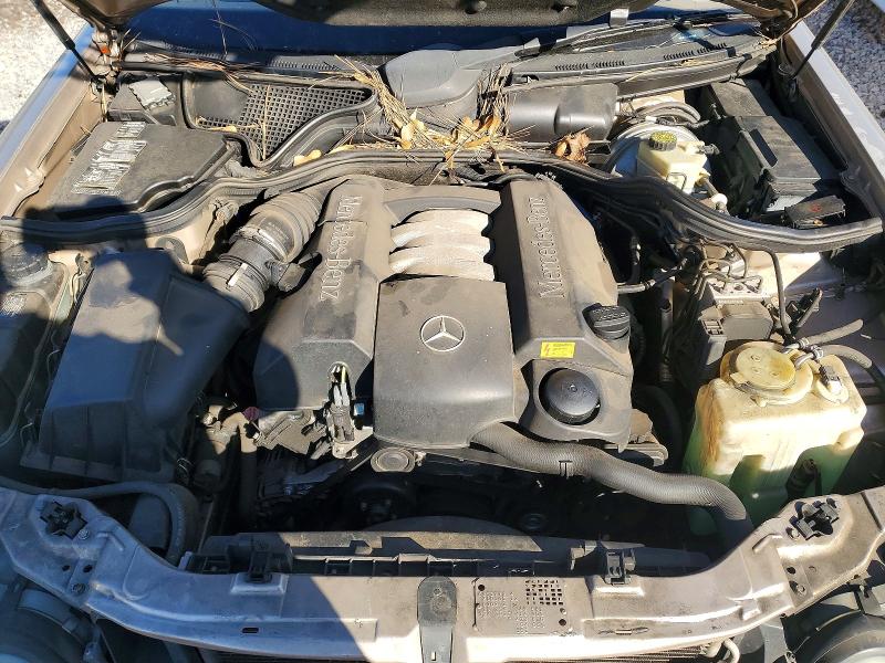 Photo 11 from auction – 2000 MERCEDES-BENZ E 320 with VIN WDBJF65J0YA993897