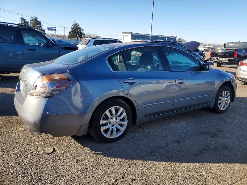 Photo 3 from auction – 2012 NISS ALTIMA with VIN 1N4AL2AP7CN428583