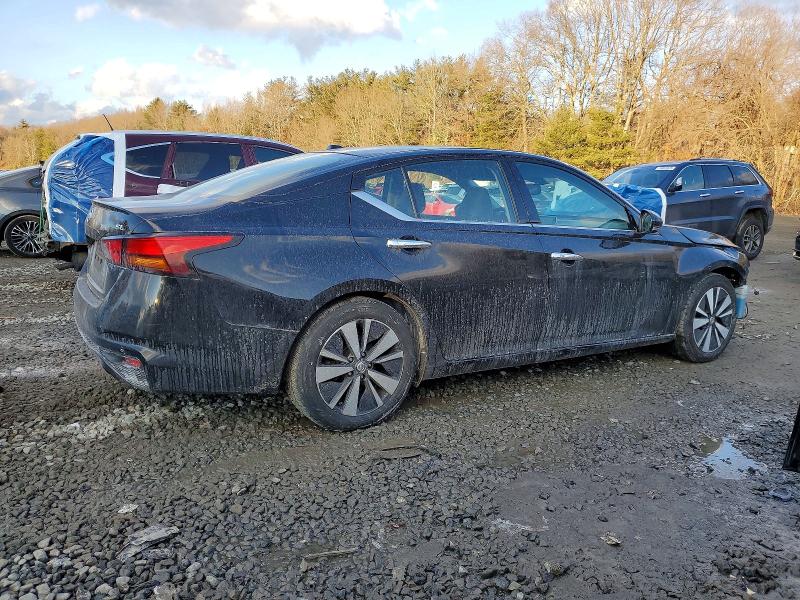 Photo 3 from auction – 2019 NISSAN ALTIMA with VIN 1N4BL4EV7KC223834