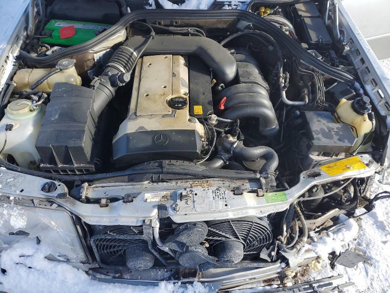 Photo 11 from auction – 1995 MERCEDES-BENZ E 320 with VIN WDBEA92E8SF319175
