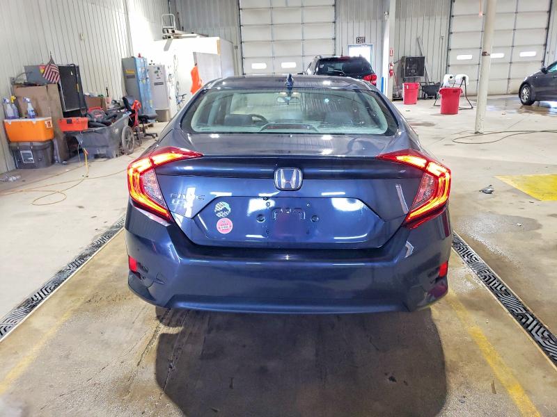 Photo 6 from auction – 2018 HONDA CIVIC with VIN 2HGFC2F70JH586411