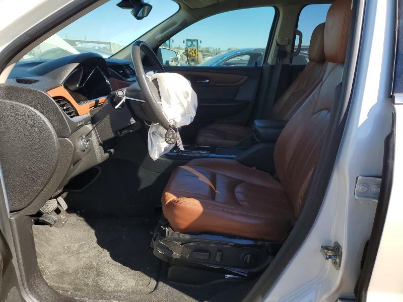 Photo 7 from auction – 2015 CHEVROLET TRAVERSE with VIN 1GNKRJKD7FJ163873