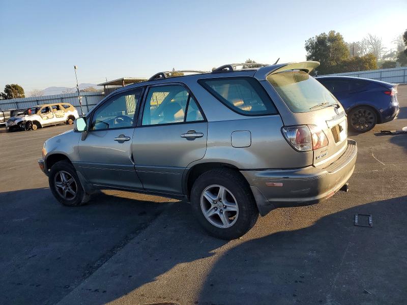 Photo 2 from auction – 2000 LEXUS RX 300 with VIN JT6GF10U3Y0059133