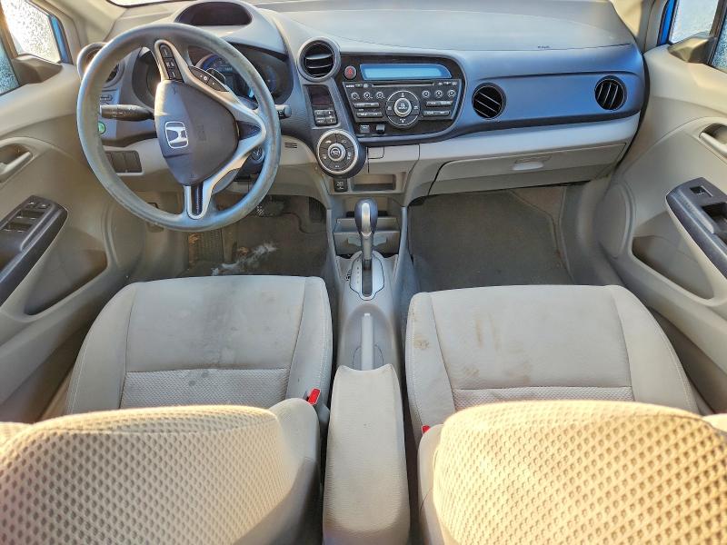 Photo 8 from auction – 2010 HONDA INSIGHT with VIN JHMZE2H79AS019172