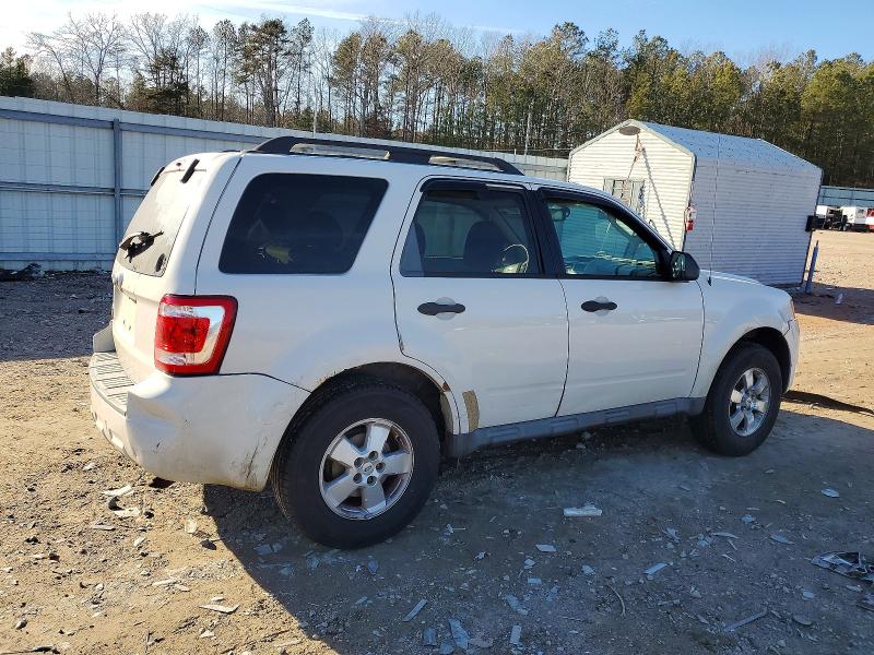 Photo 3 from auction – 2009 FORD ESCAPE with VIN 1FMCU03G59KA07887