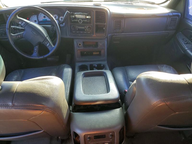 Photo 8 from auction – 2004 CHEVROLET AVALANCHE with VIN 3GNEK12T44G181898