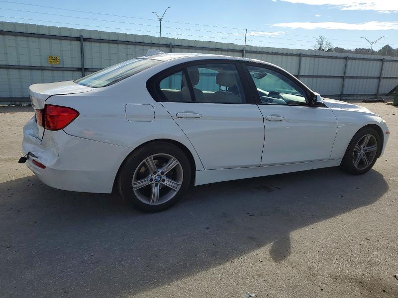 Photo 3 from auction – 2013 BMW 320 I with VIN WBA3B1C59DK128992