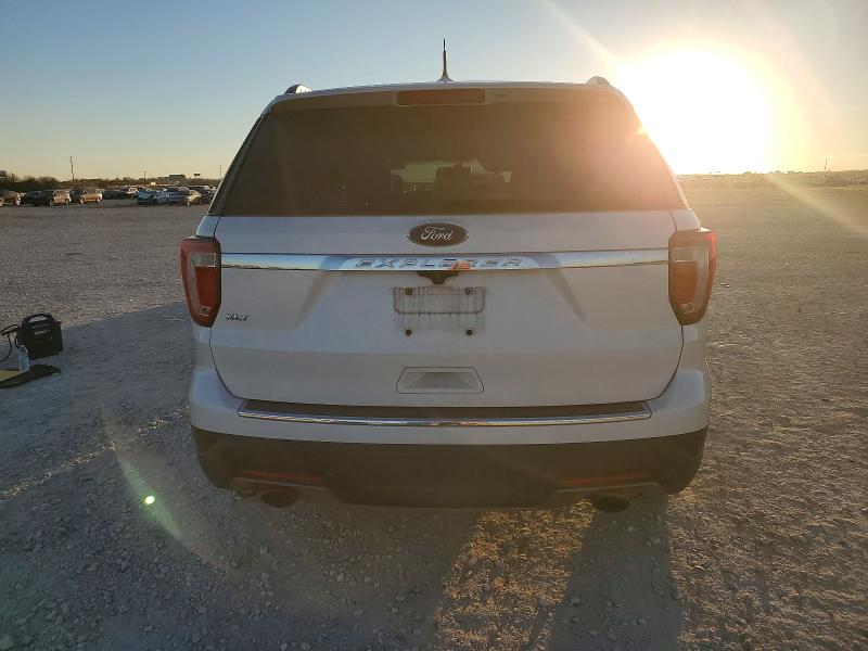 Photo 6 from auction – 2018 FORD EXPLORER with VIN 1FM5K7D88JGB30007