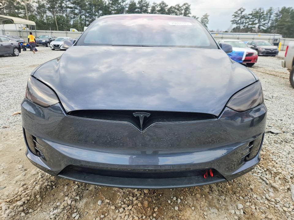 Photo 5 from auction – 2016 TESLA MODEL X with VIN 5YJXCBE41GF000615