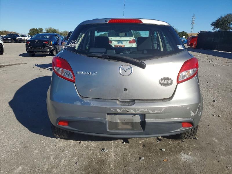 Photo 6 from auction – 2013 MAZDA MAZDA2 with VIN JM1DE1KY9D0167412
